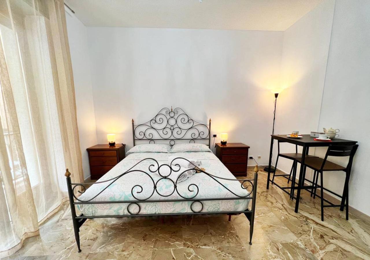 Casa Radiosa Varese Rooms ภายนอก รูปภาพ
