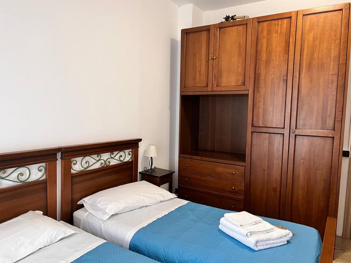 Casa Radiosa Varese Rooms ภายนอก รูปภาพ